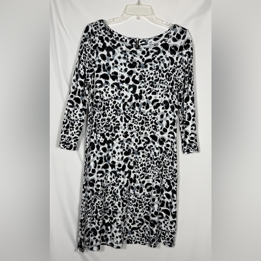 Tommy Bahama Desert Cat Leopard Print 3/4 Sleeve Jersey Shift Dress.  Size Small